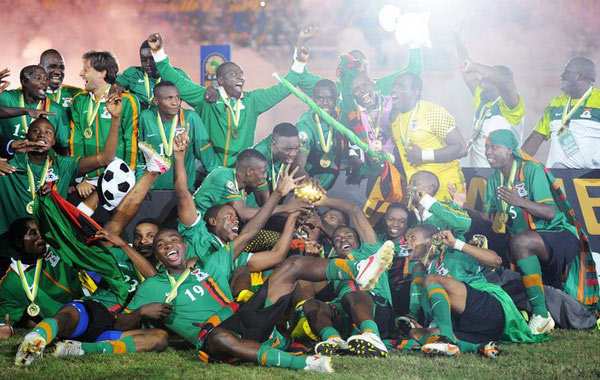 前四排位！申花比海港还稳定 从来没有跌过第四名！（稳居前四！申花稳定性压过海港，从未跌出第4位）