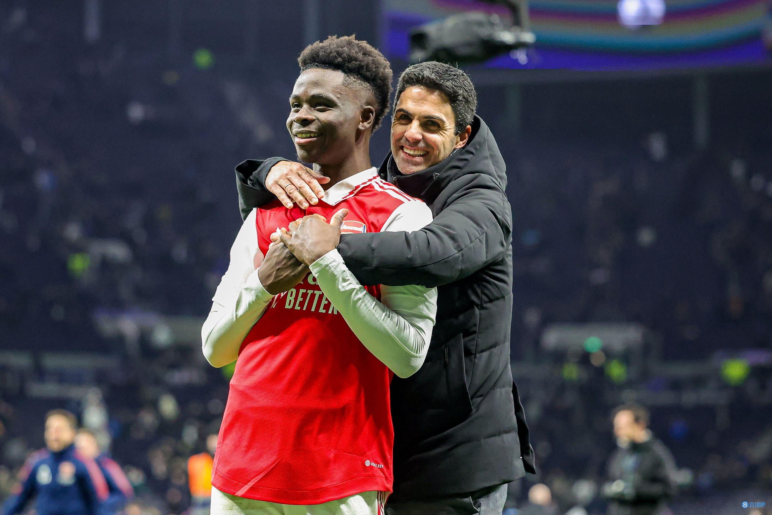 败方MVP！水晶宫门将贝尼特斯常规时间连送神扑，全场7扑救（败方最佳！水晶宫门将贝尼特斯常规时间连秀神扑，全场完成7次扑救）