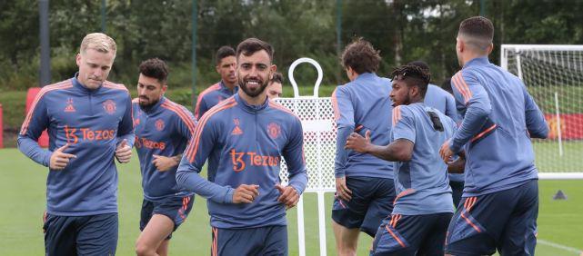 哈兰德自英超首秀以来13次中框，同期仅次于努涅斯和B费（英超处子秀至今，哈兰德已13次击中门框，仅落后努涅斯与B费）