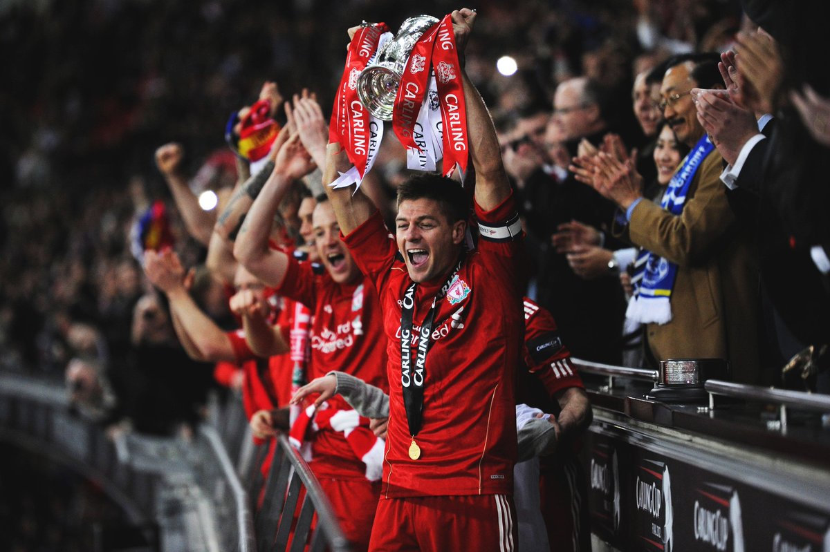 记者：曼联想3000万镑卖掉霍伊伦，在和潜在俱乐部谈判（记者：曼联为霍伊伦标价3000万镑，正与潜在俱乐部洽谈）