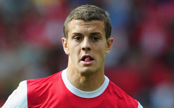 广东男篮防守稳固力克上海（广东男篮凭稳健防守击败上海队）