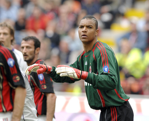 官方：中国香港队主教练阿什利-韦斯特伍德下课（官方：中国香港队主教练阿什利-韦斯特伍德卸任）