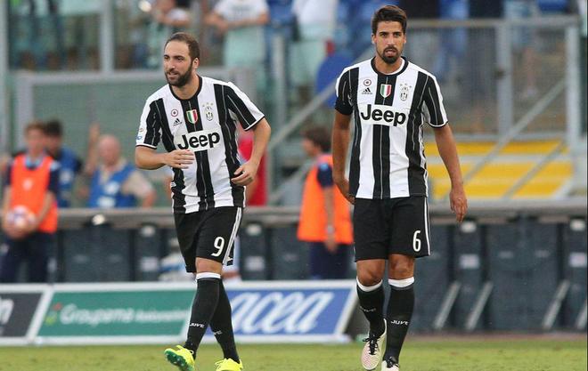 半场战报：莱切0-0维罗纳（半场比分：莱切与维罗纳互交白卷）