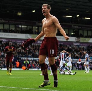 巴拉克：拜仁希望和于帕续约，但他想要加薪需用表现说话（巴拉克：拜仁愿与于帕续约，涨薪得用表现证明）