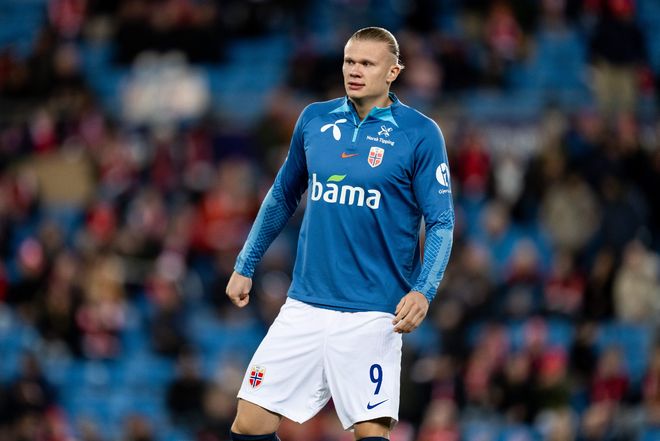 津媒谈国足选帅：本土“少壮派”教练的优势不容忽视（津媒：国足选帅应重视本土新生代教练的优势）