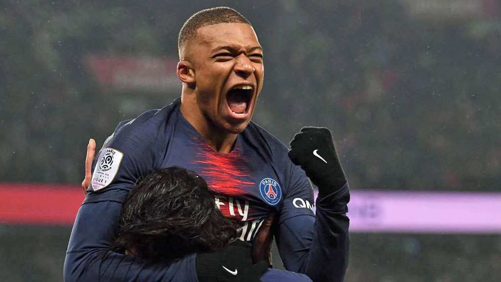 手感冰凉！赵嘉仁7中1仅拿3分1板2助1帽（命中率惨淡！赵嘉仁7投仅中1，拿下3分1板2助1帽）