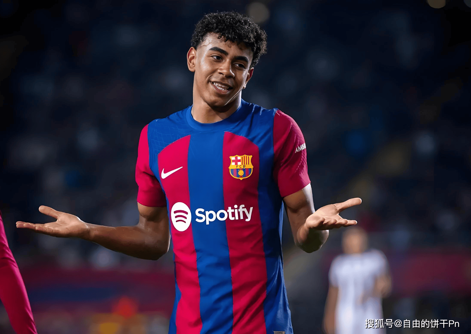 跟队：引进塞门约后，曼城可能会卖掉萨维尼奥或鲍勃中的一人（随队记者：曼城签下塞门约后，萨维尼奥与鲍勃或将有一人被出售）