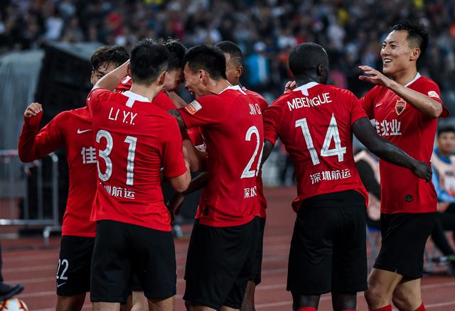 罗马诺：阿森纳已初步接触雷恩20岁中卫杰里米-雅凯（罗马诺称：阿森纳已与雷恩20岁中卫杰里米-雅凯进行初步接洽）