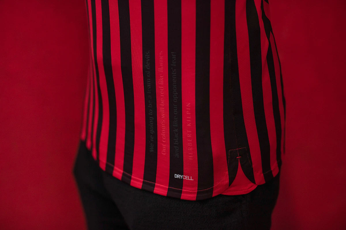 特尔施特根ins致敬阿尔巴，祝贺其迈阿密完美告别（特尔施特根Ins致敬阿尔巴，祝贺其在迈阿密圆满谢幕）