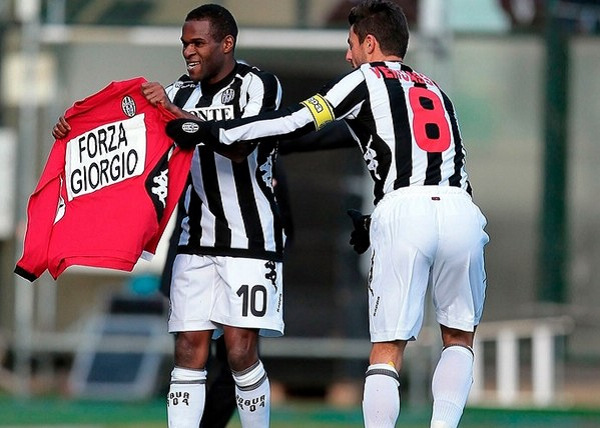 记者：国米正在关注阿克，曼城要价3500万欧元（记者称：国米盯上阿克，曼城标价3500万欧元）