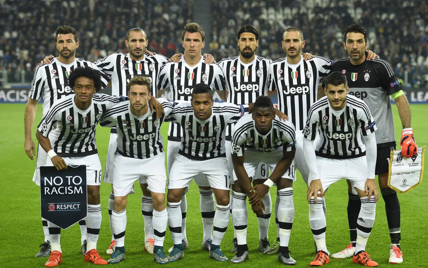 英超战报：皮诺、穆尼奥斯斩联赛首球，水晶宫2-0轻取狼队（英超快讯：水晶宫2-0击退狼队，皮诺与穆尼奥斯收获英超处子球）